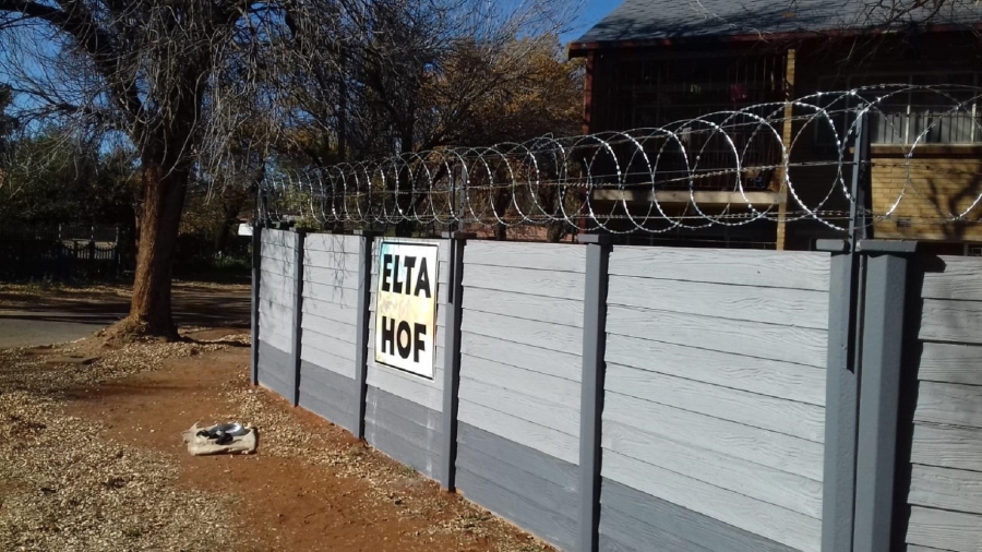 1 Bedroom Property for Sale in Vanderbijlpark CW 1 Gauteng