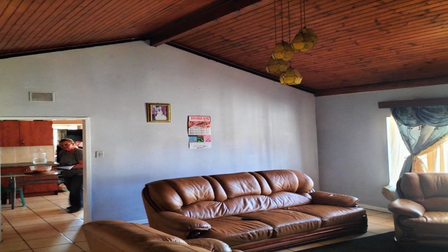 4 Bedroom Property for Sale in Vanderbijlpark CW 5 Gauteng