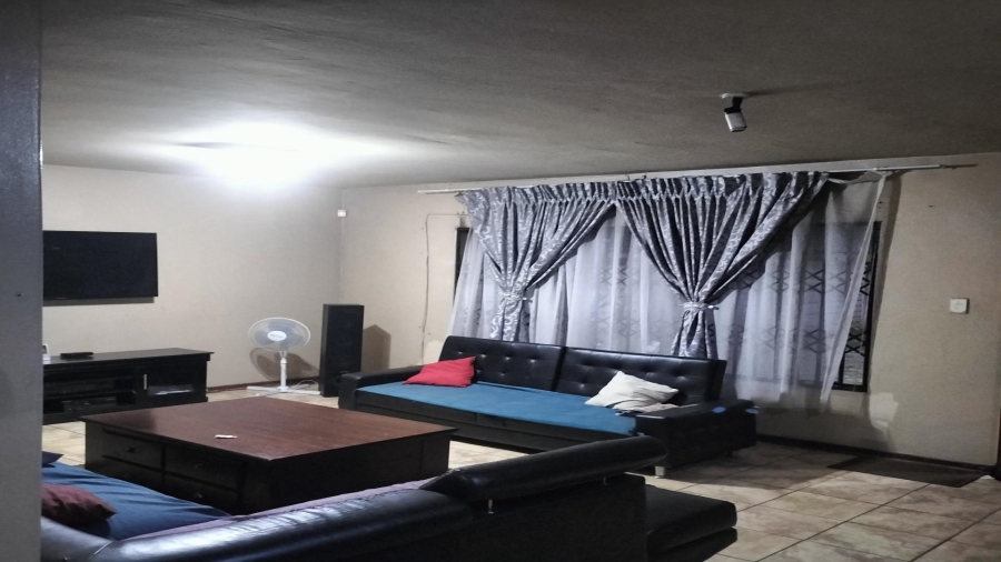 2 Bedroom Property for Sale in Vanderbijlpark CE 2 Gauteng
