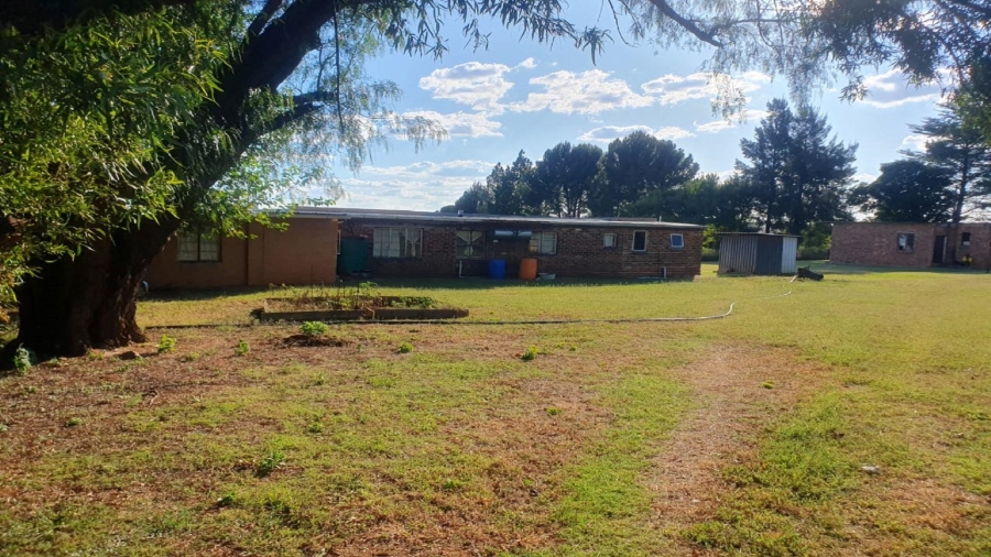 4 Bedroom Property for Sale in Ebner On Vaal Gauteng