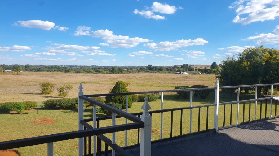 4 Bedroom Property for Sale in Ebner On Vaal Gauteng