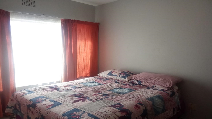 1 Bedroom Property for Sale in Vanderbijlpark CE 2 Gauteng