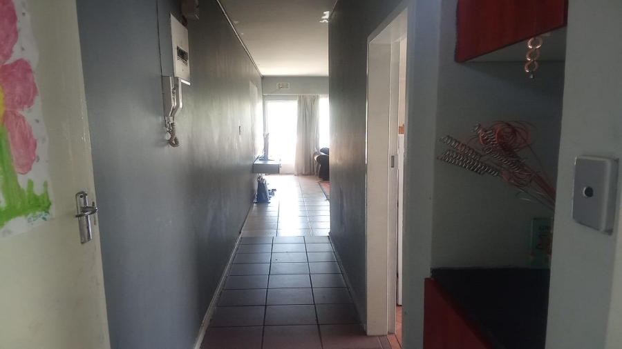 1 Bedroom Property for Sale in Vanderbijlpark CE 2 Gauteng