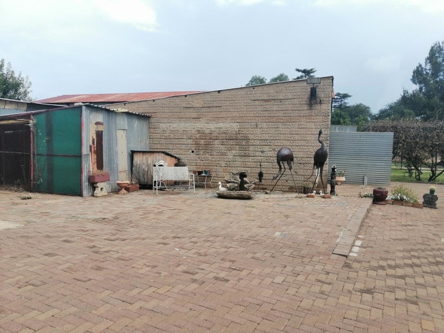 4 Bedroom Property for Sale in Mullerstuine Gauteng