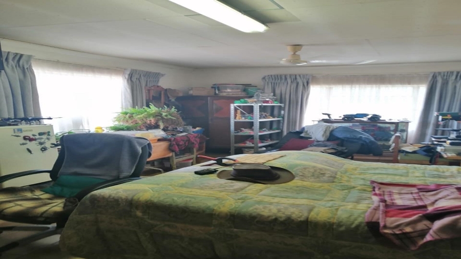 4 Bedroom Property for Sale in Mullerstuine Gauteng