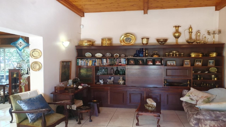 5 Bedroom Property for Sale in Zuurfontein Gauteng