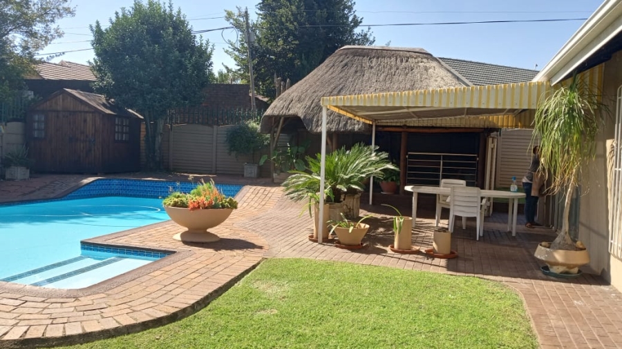 3 Bedroom Property for Sale in Dalpark Proper Gauteng