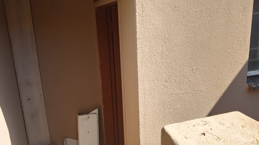 3 Bedroom Property for Sale in Dalpark Proper Gauteng
