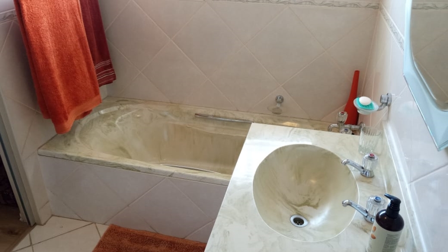 3 Bedroom Property for Sale in Dalpark Proper Gauteng