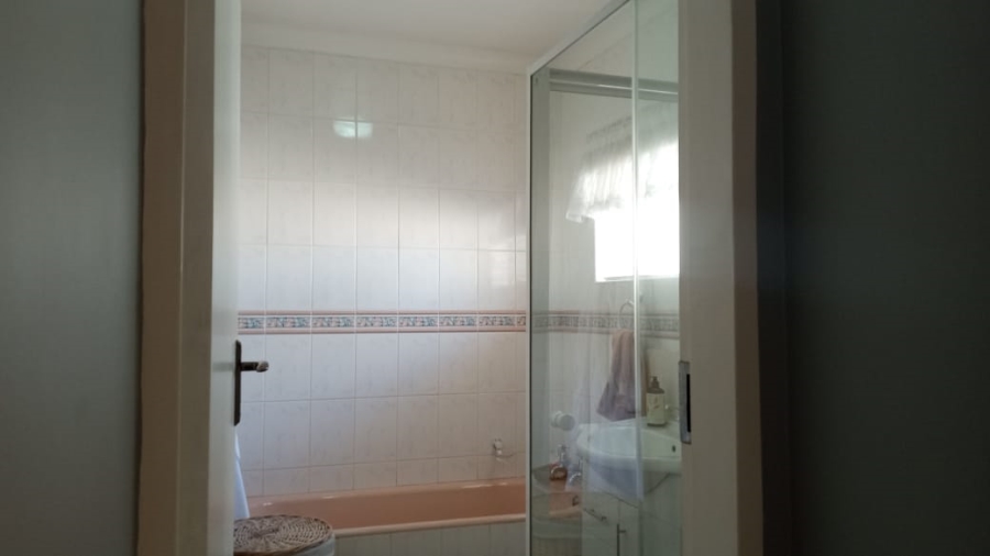 3 Bedroom Property for Sale in Dalpark Proper Gauteng