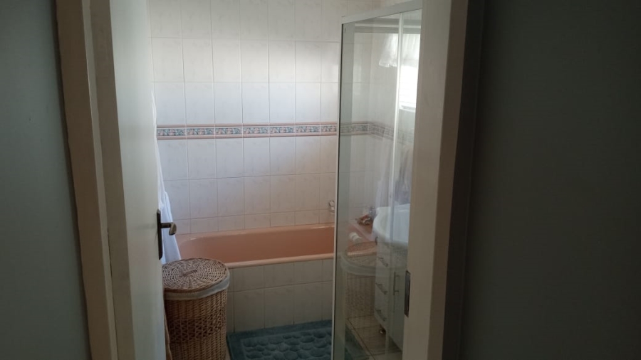 3 Bedroom Property for Sale in Dalpark Proper Gauteng