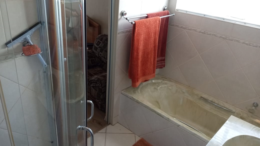 3 Bedroom Property for Sale in Dalpark Proper Gauteng