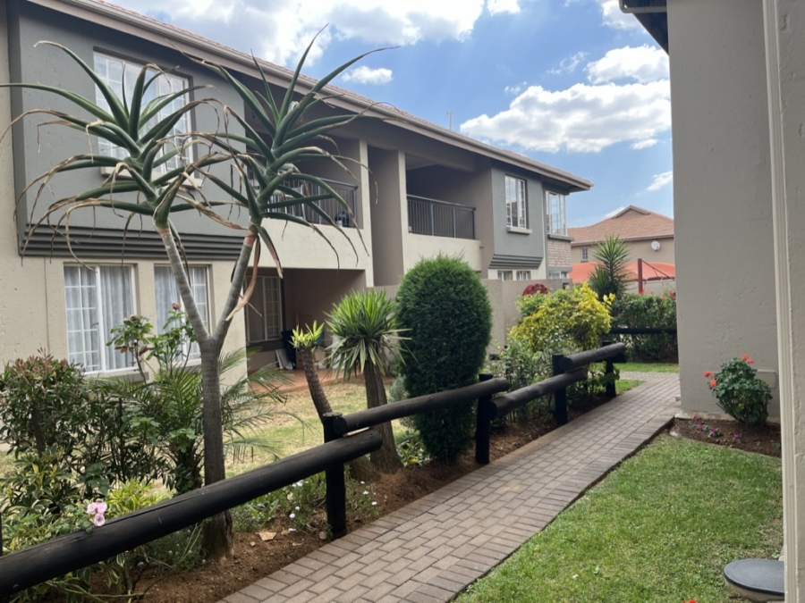 2 Bedroom Property for Sale in Brentwood Park Gauteng