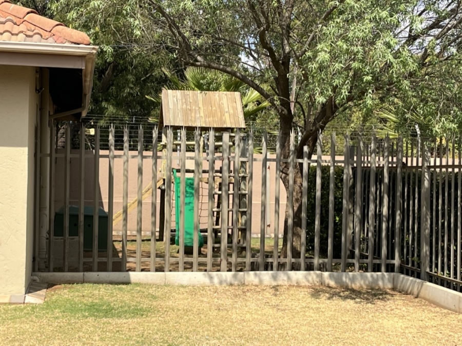 2 Bedroom Property for Sale in Brentwood Park Gauteng