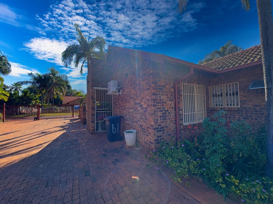 3 Bedroom Property for Sale in Ninapark Gauteng