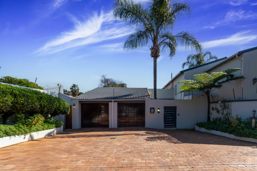 To Let 4 Bedroom Property for Rent in River Club Gauteng