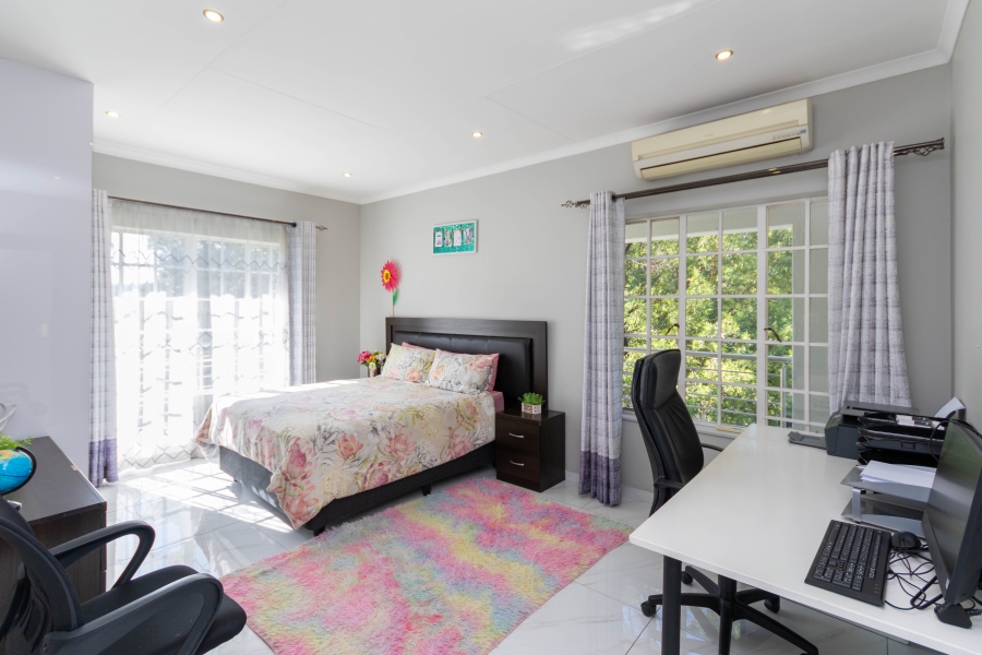 To Let 4 Bedroom Property for Rent in River Club Gauteng