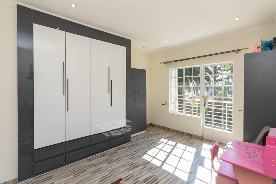 To Let 4 Bedroom Property for Rent in River Club Gauteng