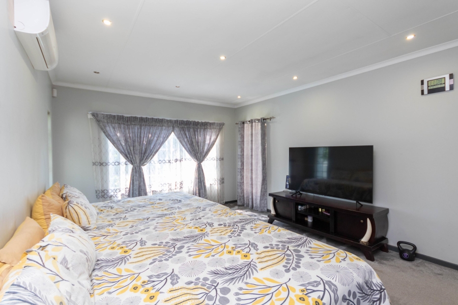 4 Bedroom Property for Sale in River Club Gauteng