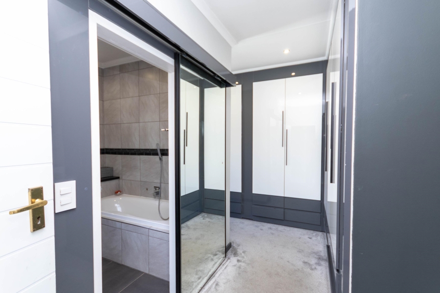 4 Bedroom Property for Sale in River Club Gauteng