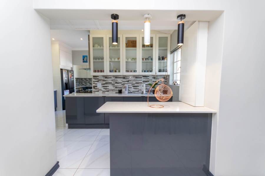 4 Bedroom Property for Sale in River Club Gauteng