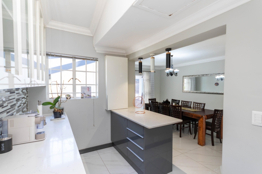 4 Bedroom Property for Sale in River Club Gauteng