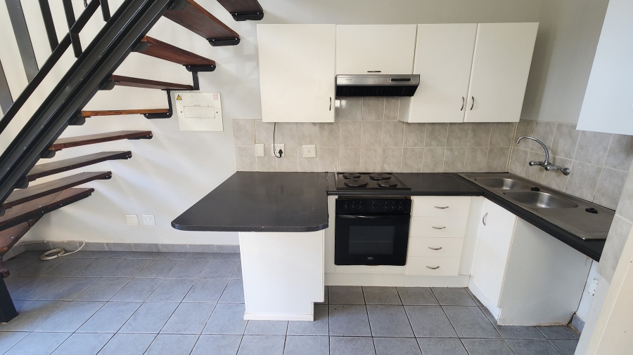 1 Bedroom Property for Sale in Olivedale Gauteng