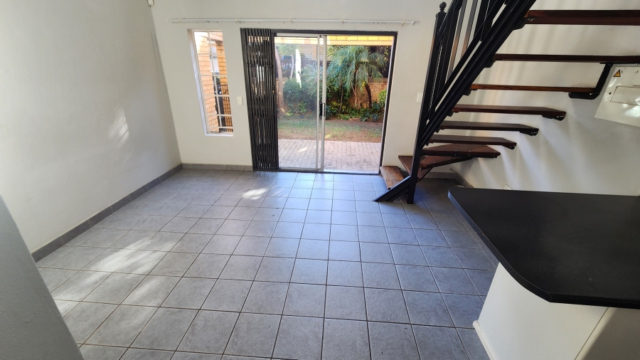 1 Bedroom Property for Sale in Olivedale Gauteng
