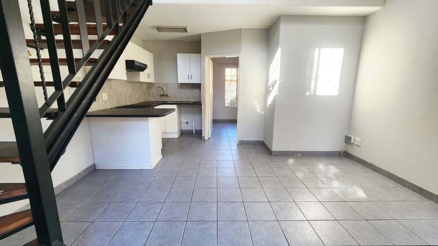 1 Bedroom Property for Sale in Olivedale Gauteng