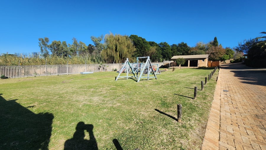 1 Bedroom Property for Sale in Olivedale Gauteng