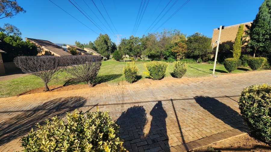 1 Bedroom Property for Sale in Olivedale Gauteng