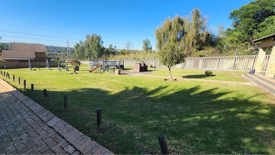 1 Bedroom Property for Sale in Olivedale Gauteng