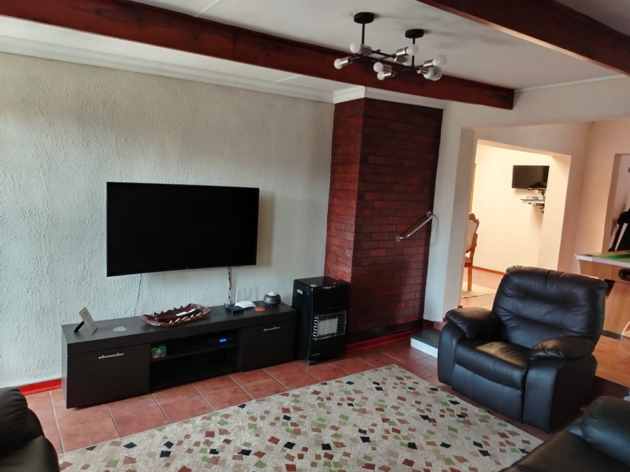 4 Bedroom Property for Sale in Vanderbijlpark SE 1 Gauteng