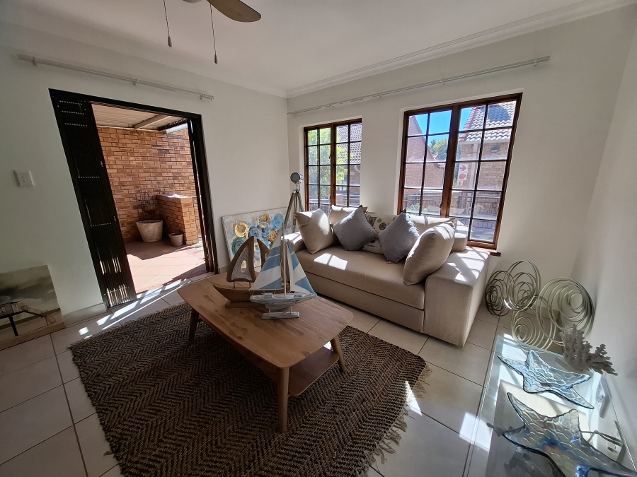 1 Bedroom Property for Sale in Equestria Gauteng