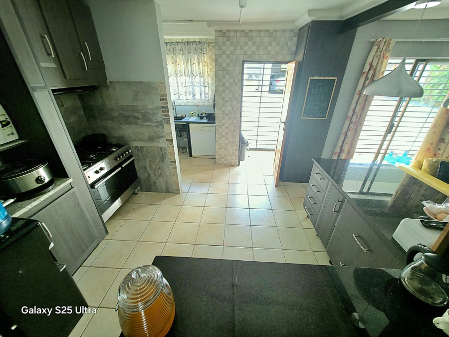 6 Bedroom Property for Sale in Montana Park Gauteng