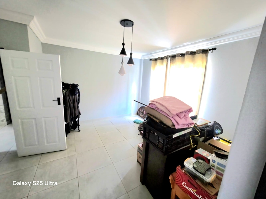6 Bedroom Property for Sale in Montana Park Gauteng