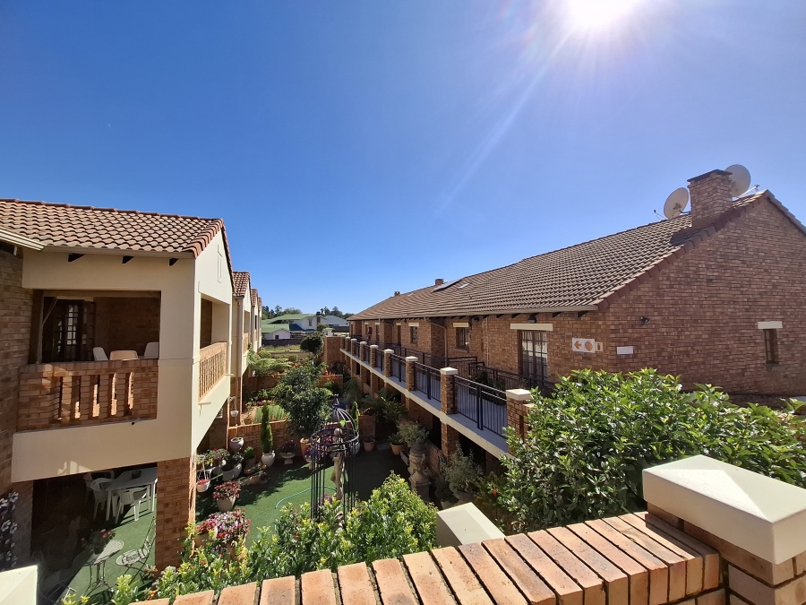 1 Bedroom Property for Sale in Equestria Gauteng