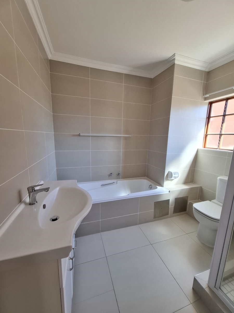 1 Bedroom Property for Sale in Equestria Gauteng
