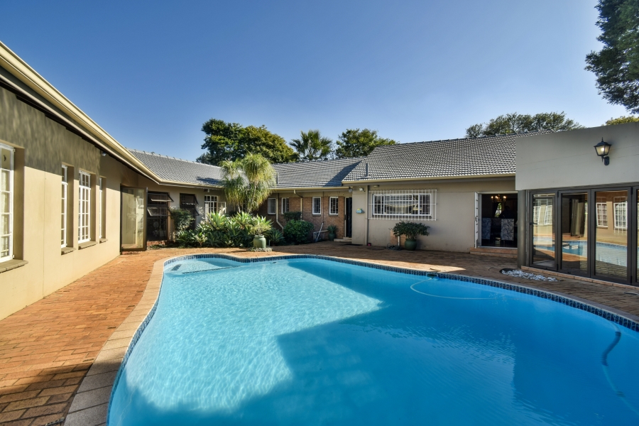 6 Bedroom Property for Sale in Lynnwood Glen Gauteng