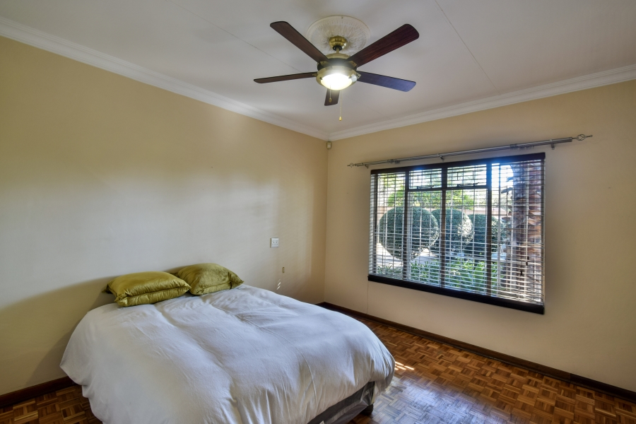 6 Bedroom Property for Sale in Lynnwood Glen Gauteng