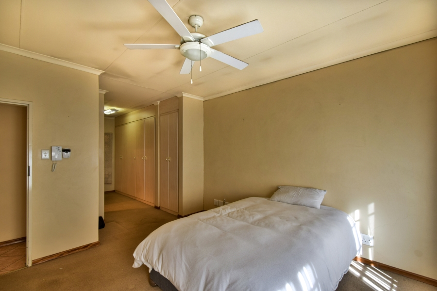 6 Bedroom Property for Sale in Lynnwood Glen Gauteng