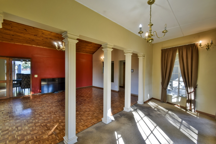 6 Bedroom Property for Sale in Lynnwood Glen Gauteng