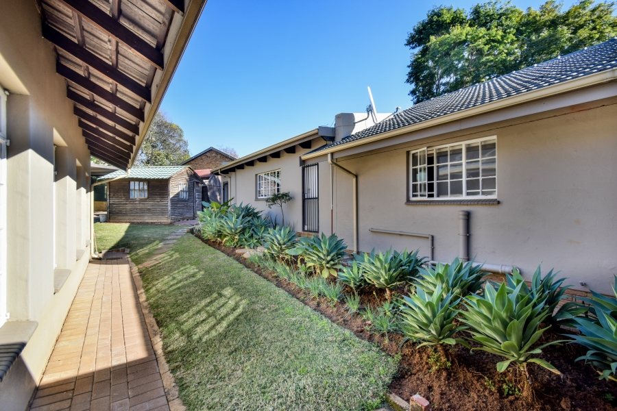 6 Bedroom Property for Sale in Lynnwood Glen Gauteng