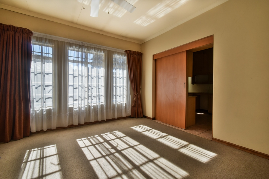6 Bedroom Property for Sale in Lynnwood Glen Gauteng