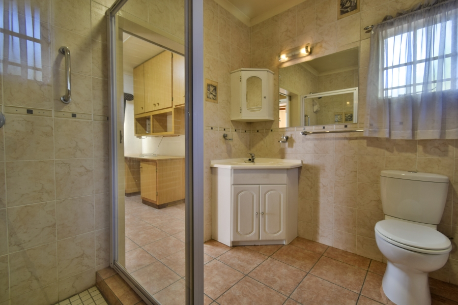 6 Bedroom Property for Sale in Lynnwood Glen Gauteng