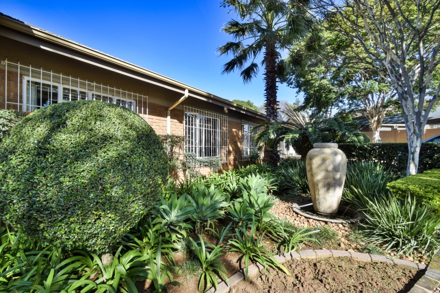 6 Bedroom Property for Sale in Lynnwood Glen Gauteng