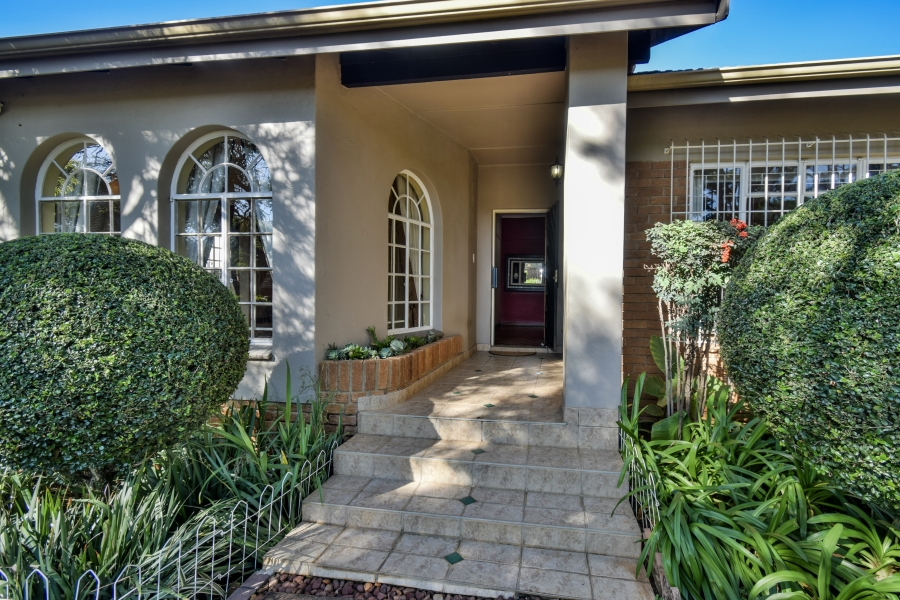 6 Bedroom Property for Sale in Lynnwood Glen Gauteng