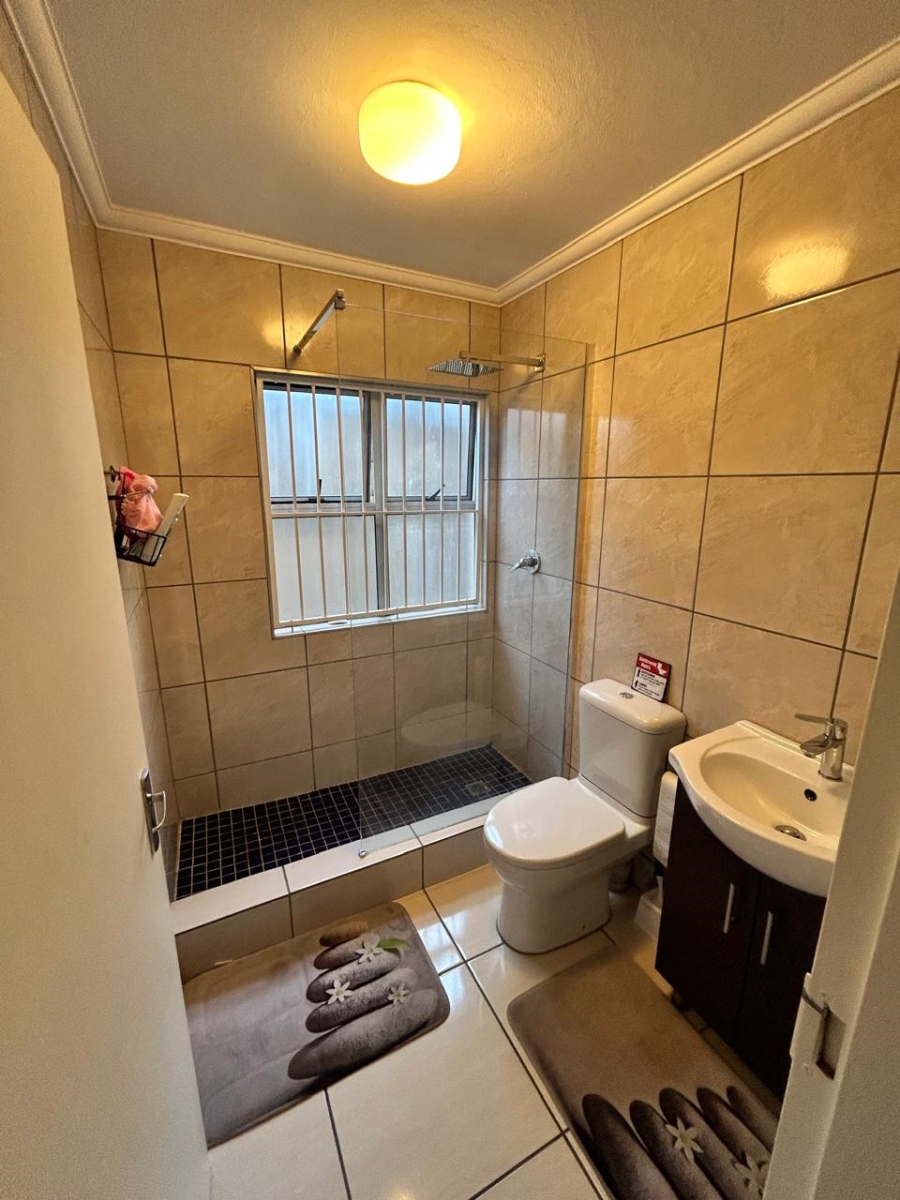 2 Bedroom Property for Sale in Noordhang Gauteng