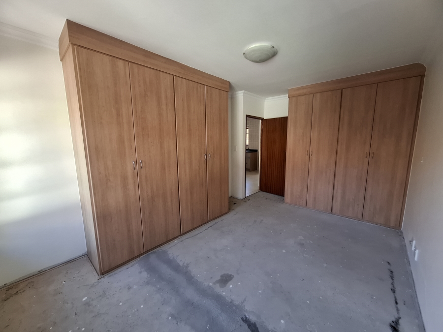 1 Bedroom Property for Sale in Equestria Gauteng