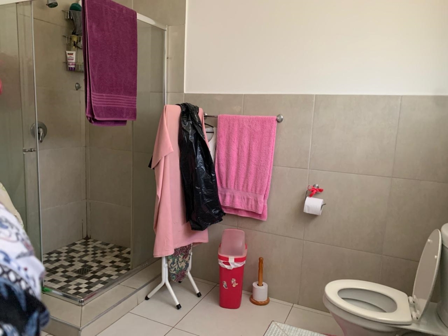 5 Bedroom Property for Sale in Casseldale Gauteng